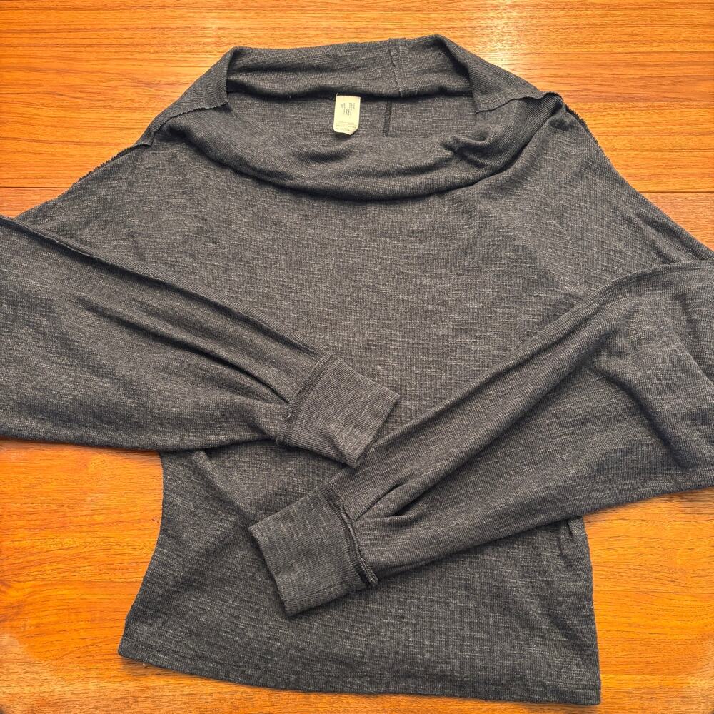 Free People Gray Cowl Neck Long Sleeve Knit Top Size Small